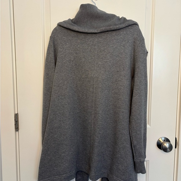 Zella Gray Open Front Wrap - Picture 9 of 9